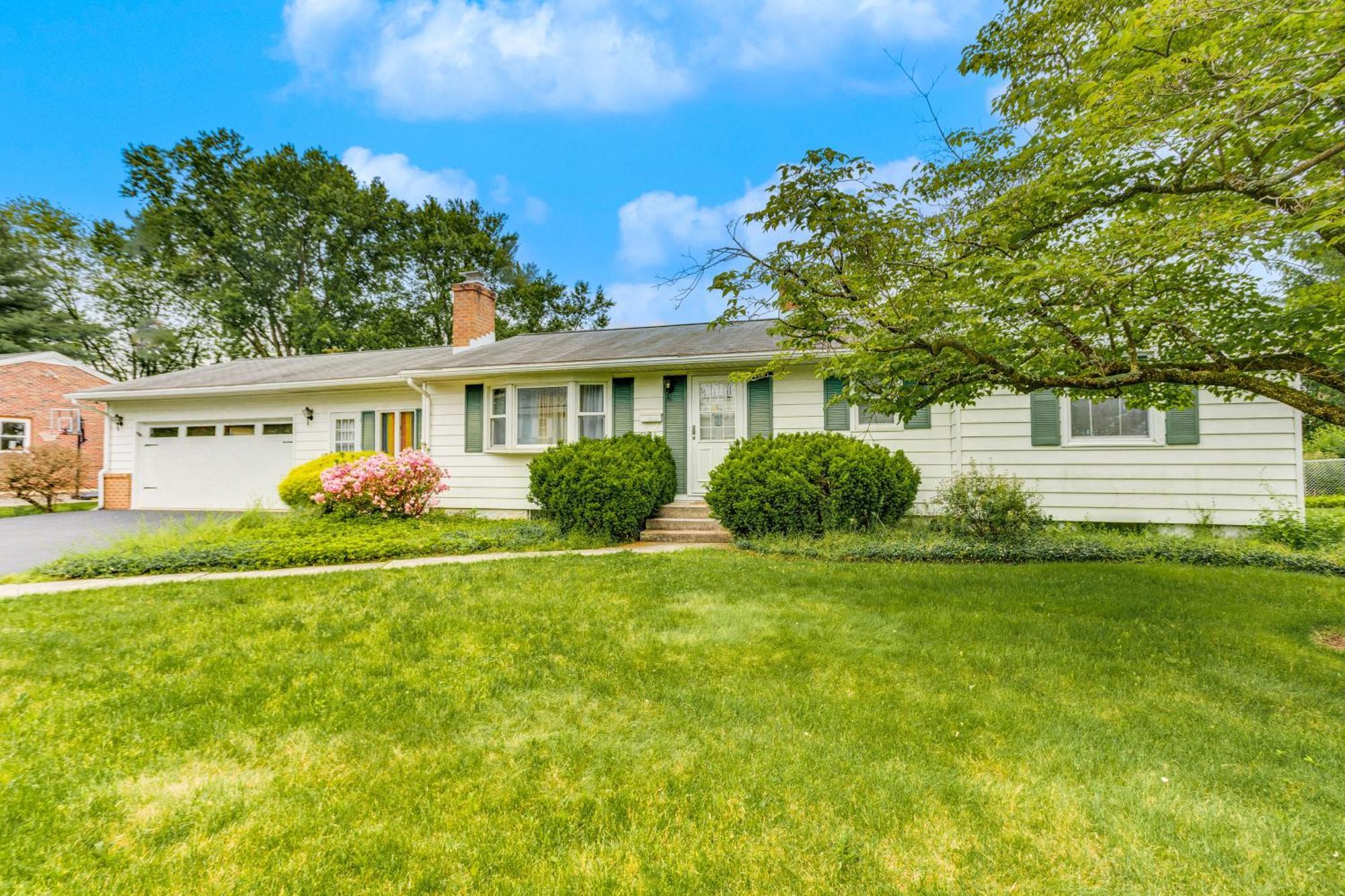 Hideaway With Patio - 1 Mi To Hersheypark! * Hershey